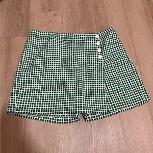 TORY SPORT WRAP SKIRT WITH SHORTS EUC SIZE LARGE